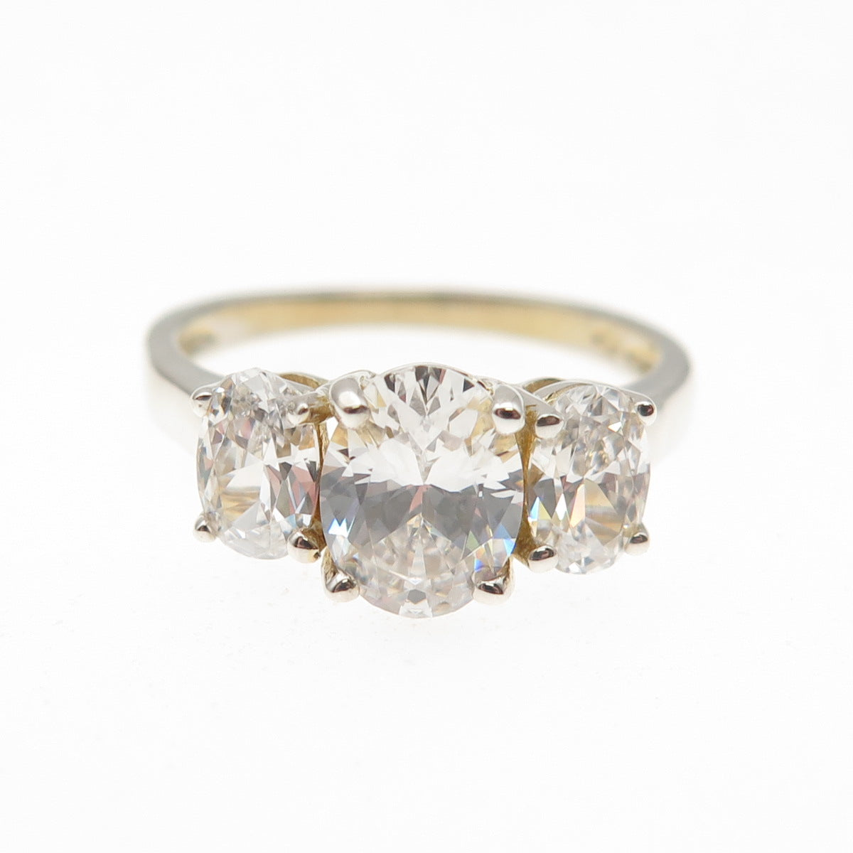 925 Sterling Silver Oval-Cut C Z Engagement Ring Size 7