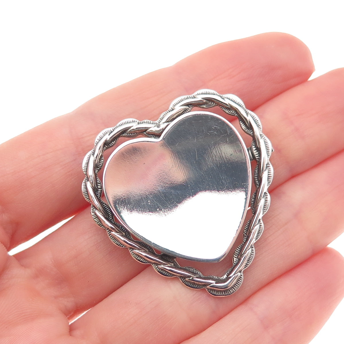 Beau 925 Sterling Silver Vintage Heart Oxidized Pin Brooch