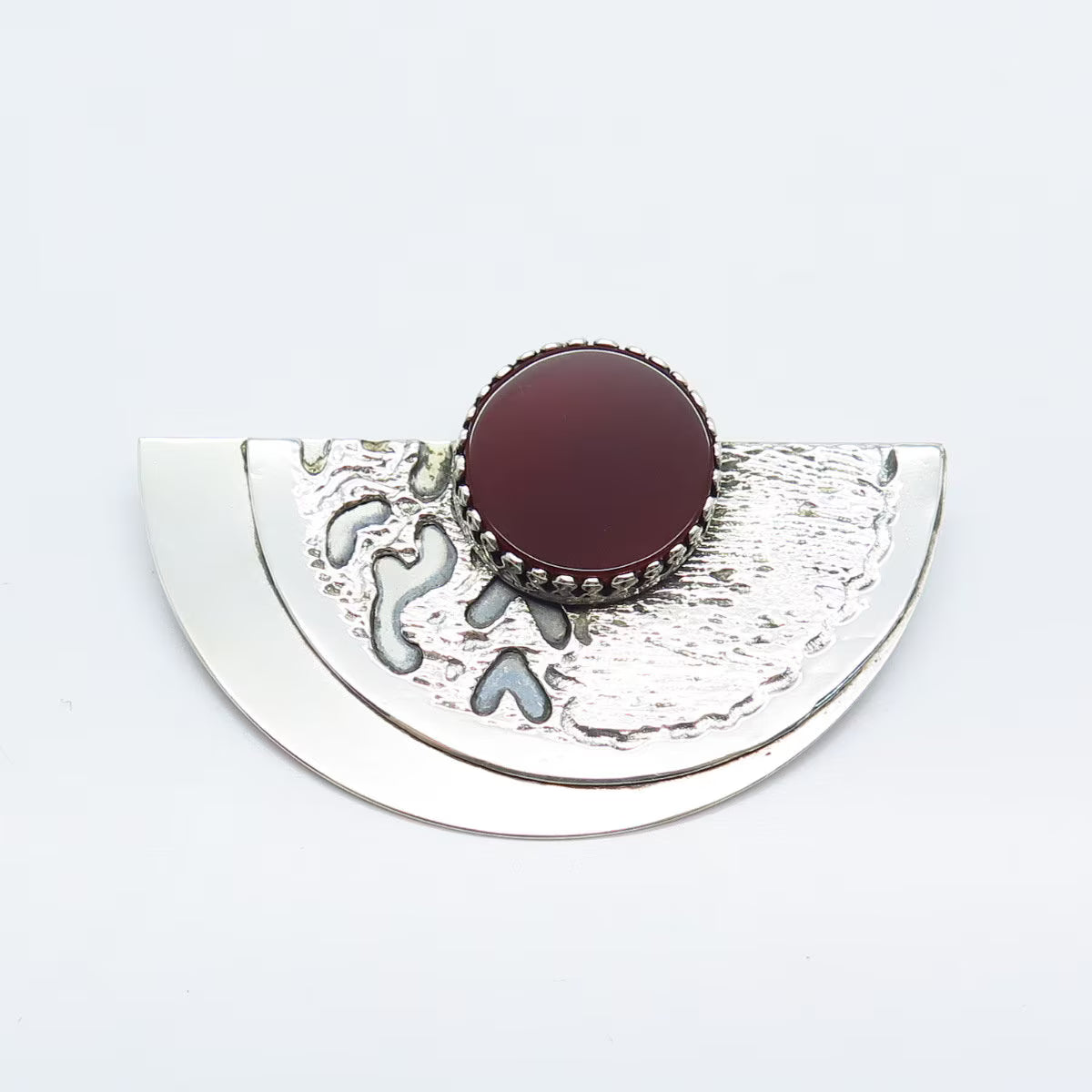925 Sterling Silver Vintage Real Carnelian Gemstone Textured Pin Brooch