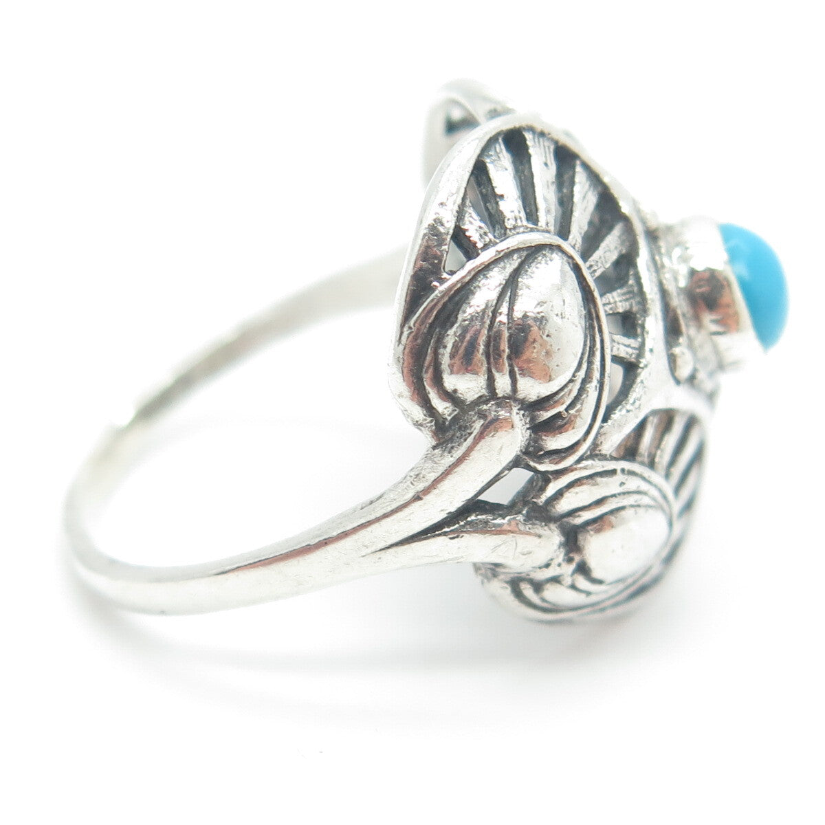 800 Silver Vintage Real Bisbee Turquoise Flower Dome Ring Size 7