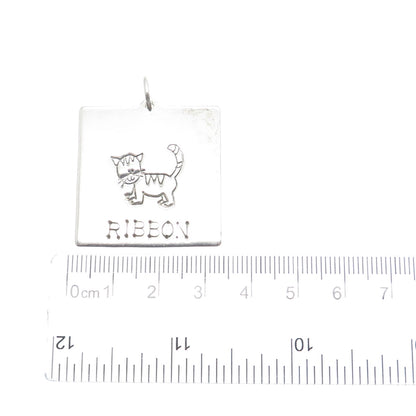 LUCY ANN ELEMENTS 925 Sterling Silver Vintage USA Ribbon Kitty Tag Pendant