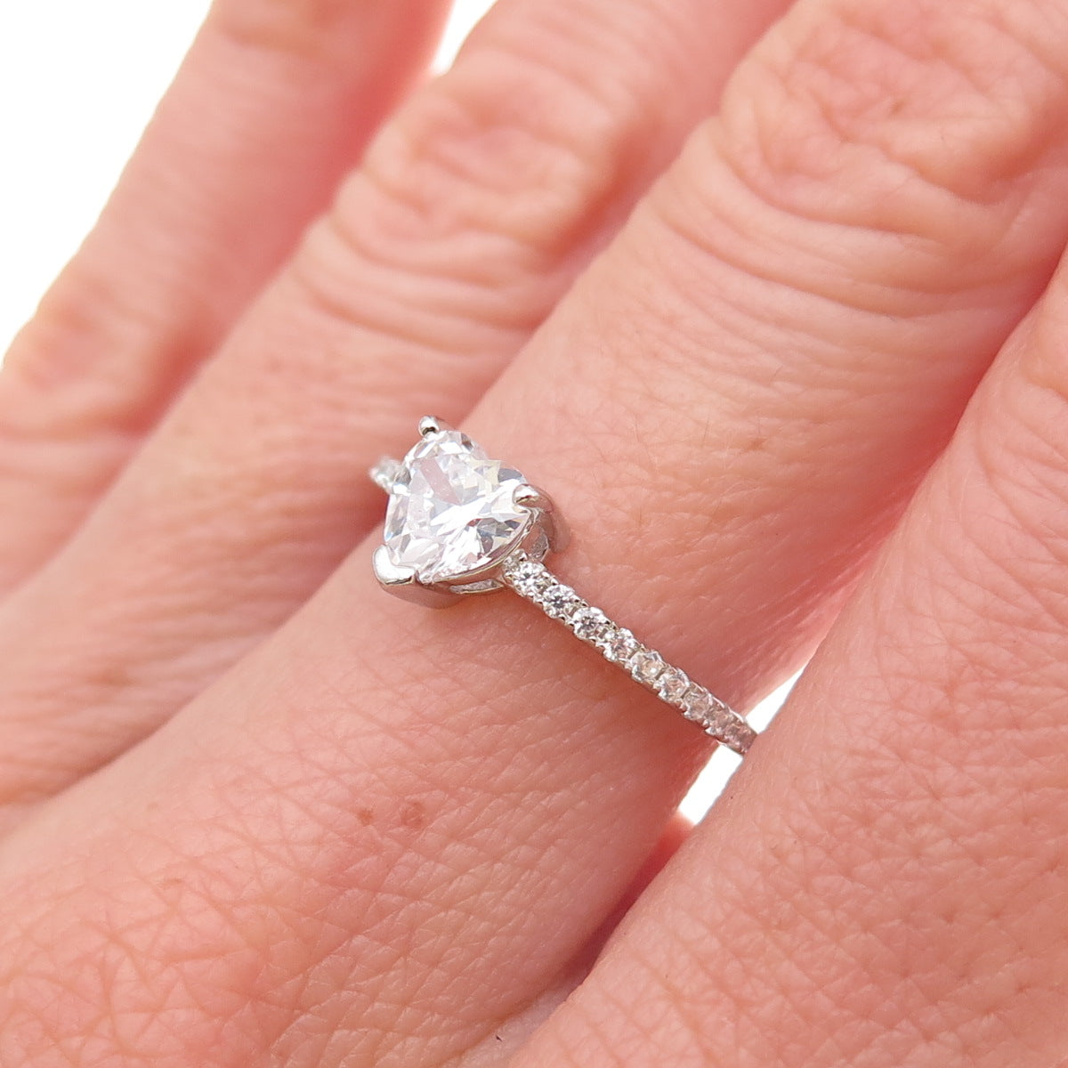 925 Sterling Silver Heart & Round-Cut C Z Promise Ring Size 6