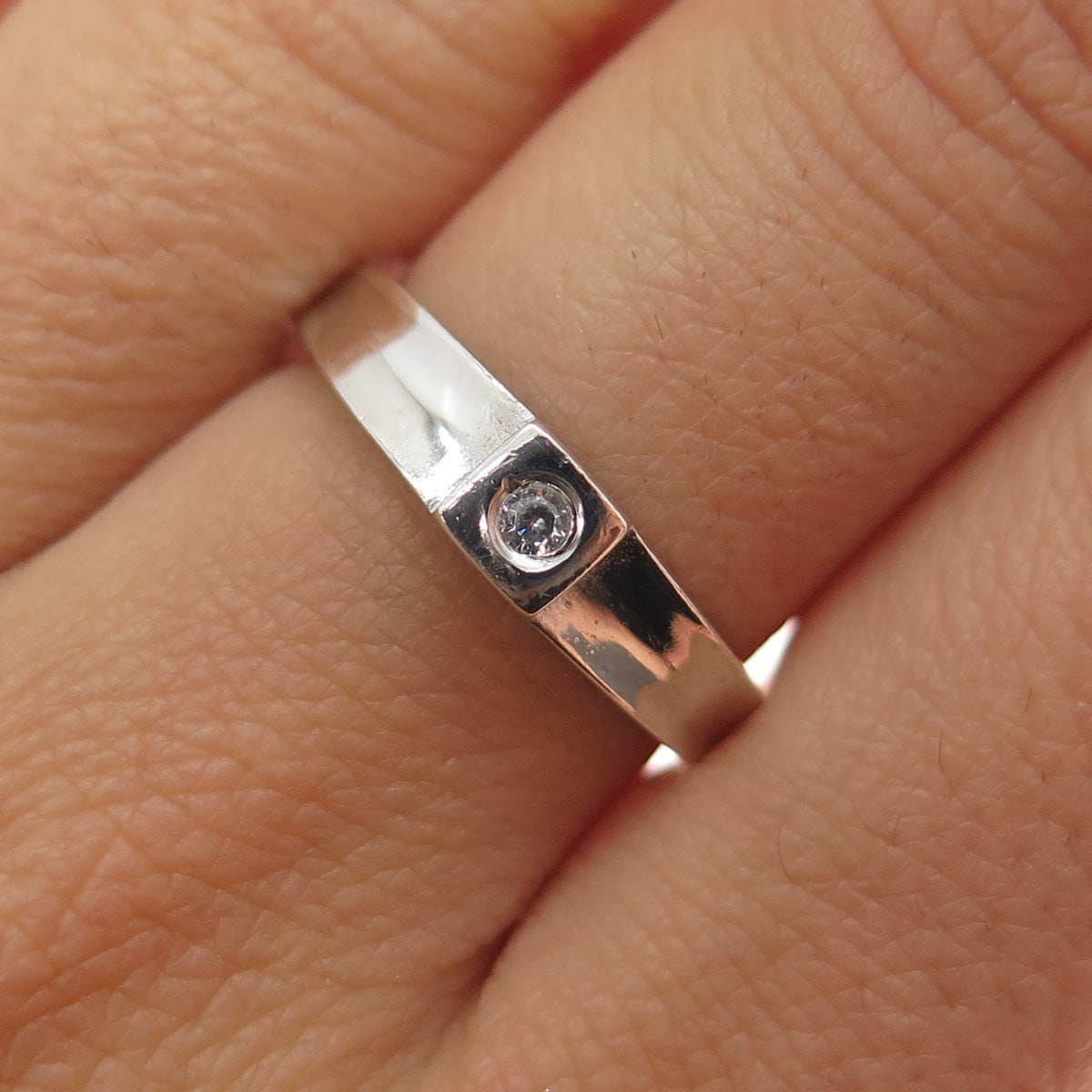 925 Sterling Silver Round-Cut C Z Ring Size 6.75