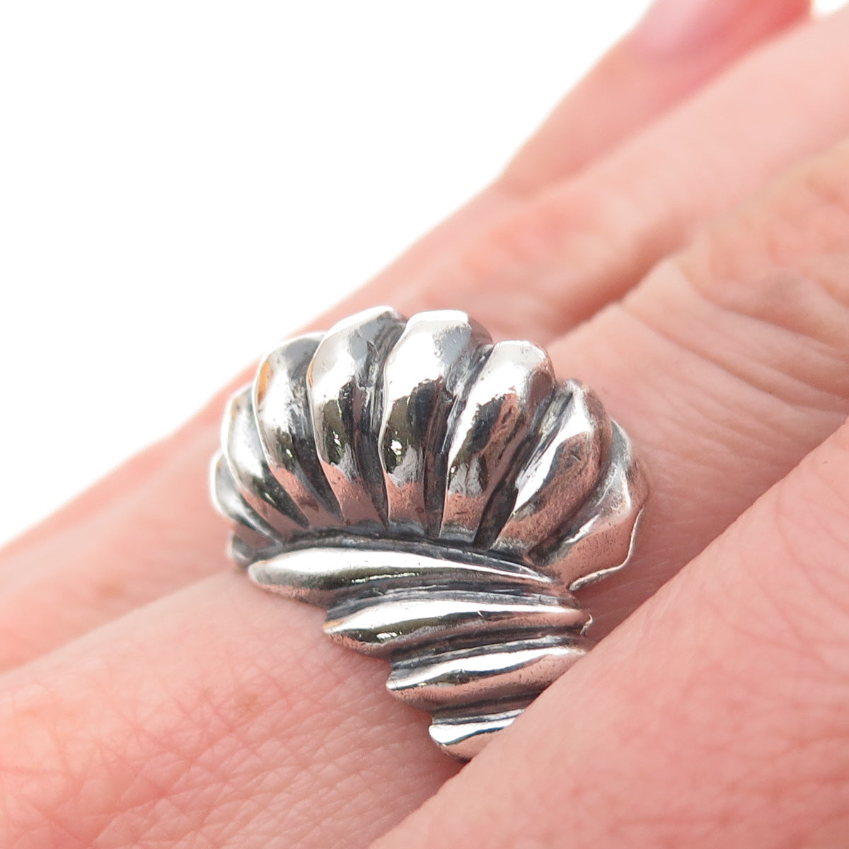 925 Sterling Silver Vintage Modernist Cocoon Oxidized Ring Size 7.75
