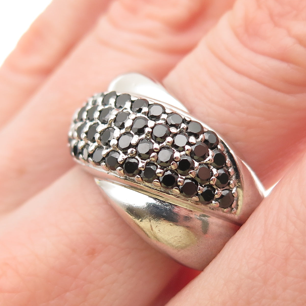 925 Sterling Silver Real Round-Cut Black Spinel Crisscross Ring Size 8.75