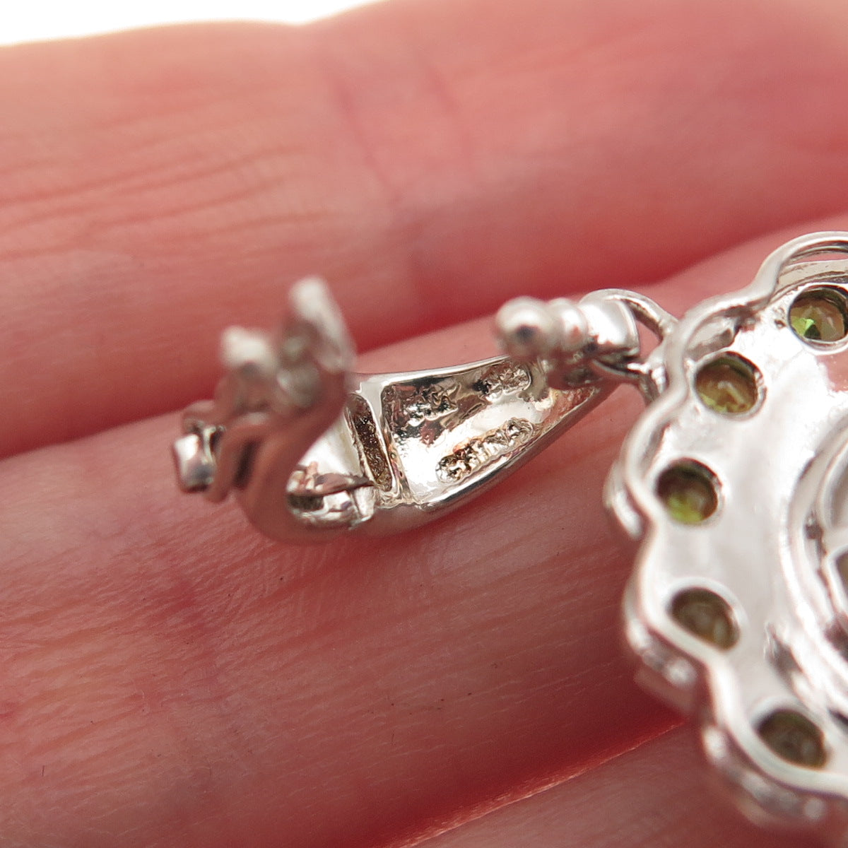 925 Sterling Silver Real Pearl & Round-Cut Peridot Charm Pendant