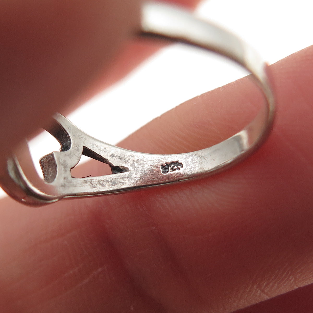 925 Sterling Silver Vintage Infinity Heart Oxidized Ring Size 5.25