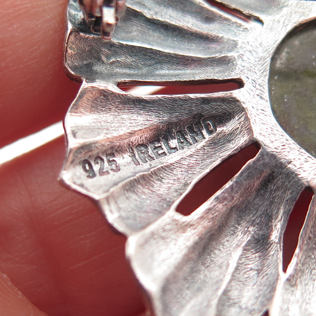 925 Sterling Silver Vintage Ireland Connemara Marble Flower Pin Brooch / Pendant