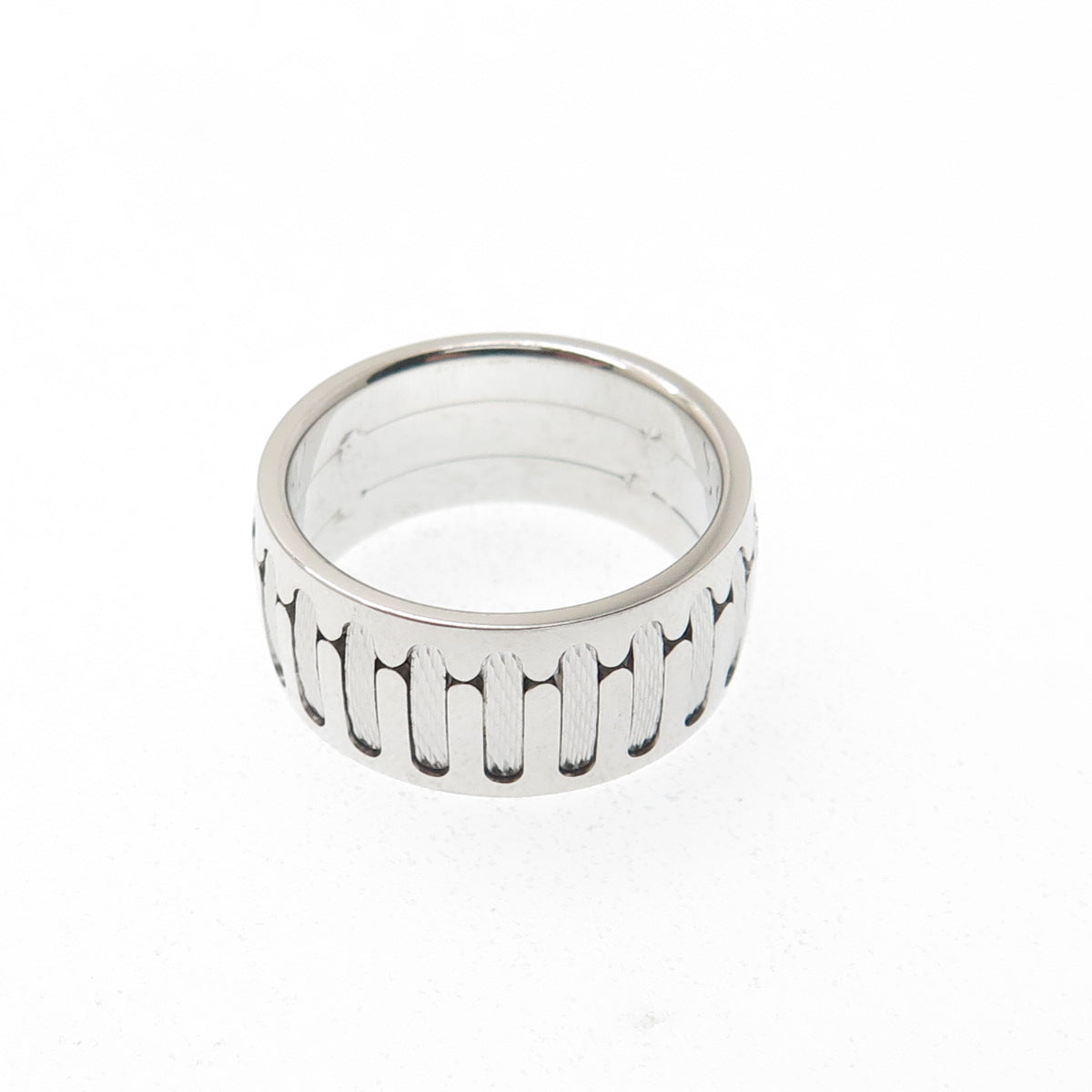 NEOS 925 Sterling Silver Textured Sewing Stitches Band Ring Size 7.75