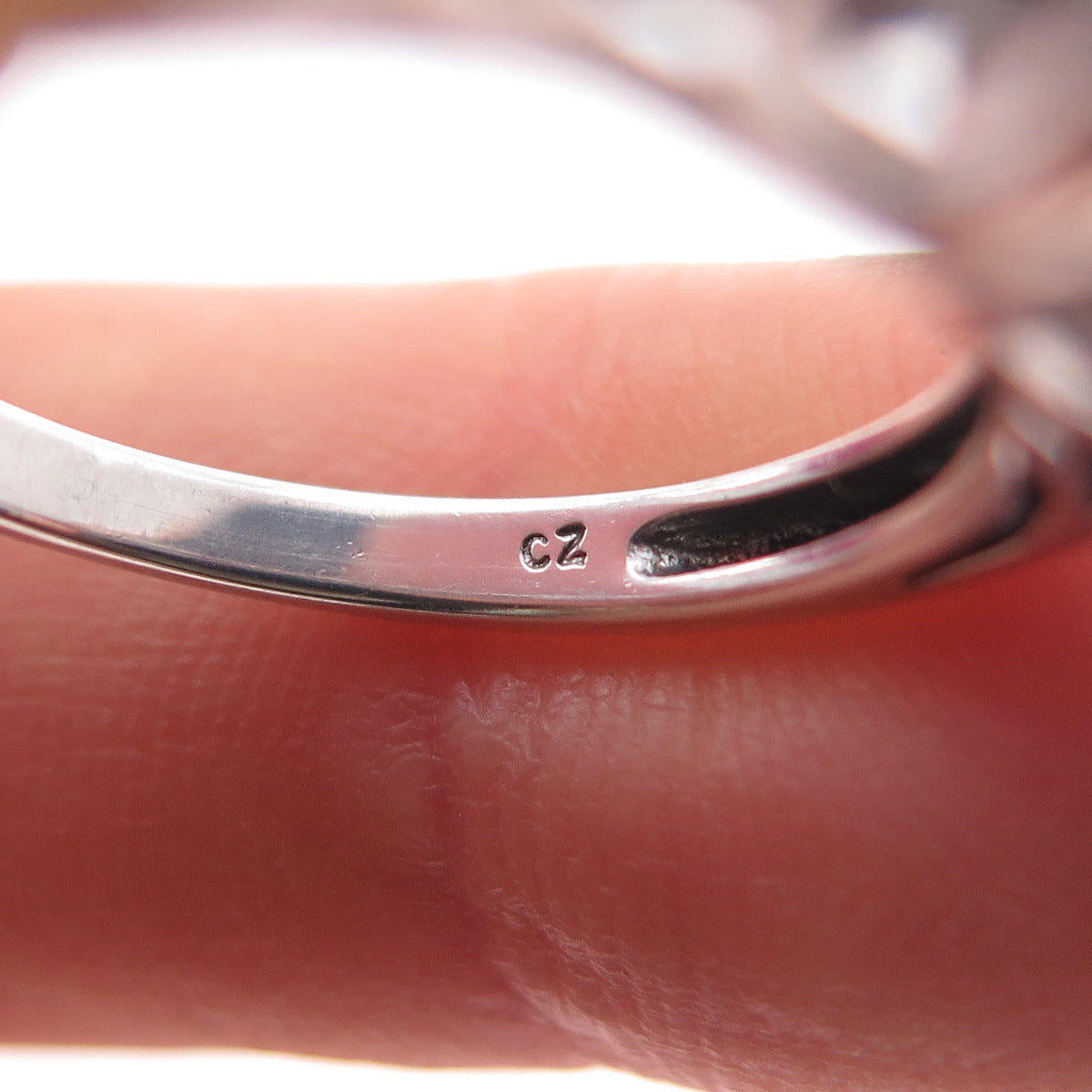 JH YOUNG 925 Sterling Silver Round-Cut C Z Engagement Ring Size 7