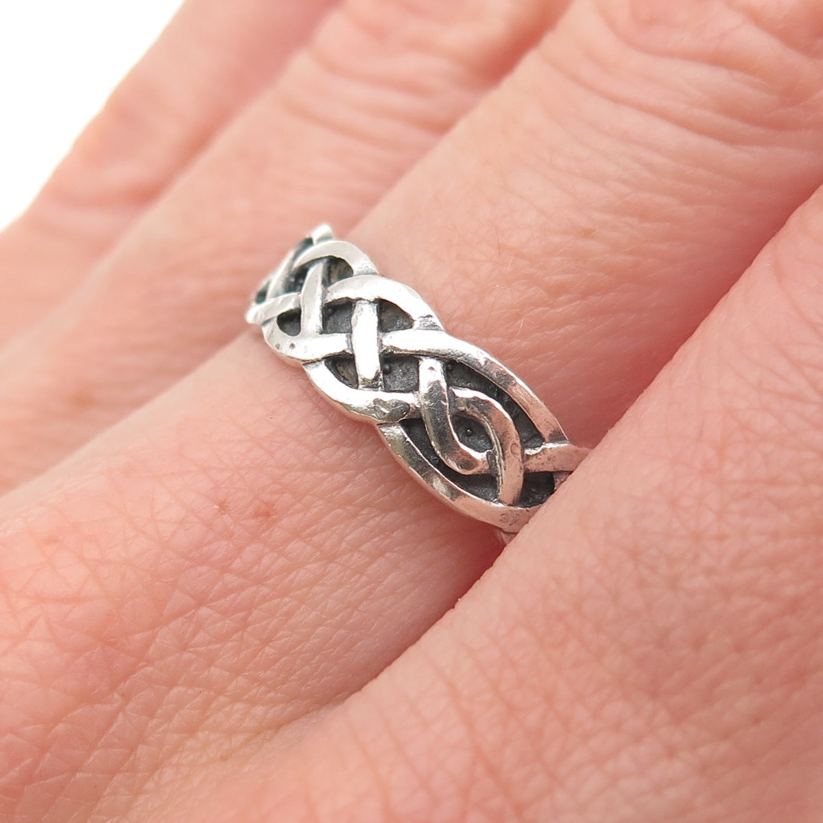 Peter Stone Sterling Silver Vintage Celtic Woven Oxidized Band Ring Size 8.25