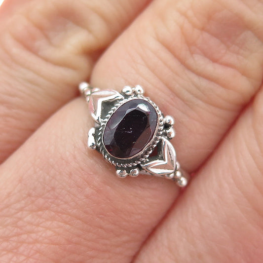 925 Sterling Silver Vintage Real Red Garnet Floral Ring Size 6.75