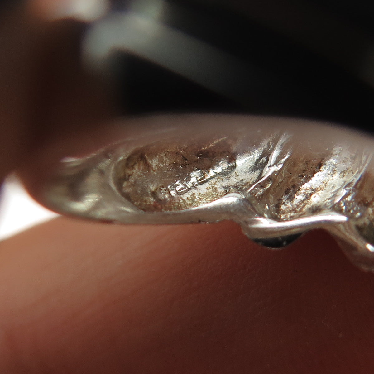 925 Sterling Silver Vintage Modernist Ribbed Ring Size 5.25