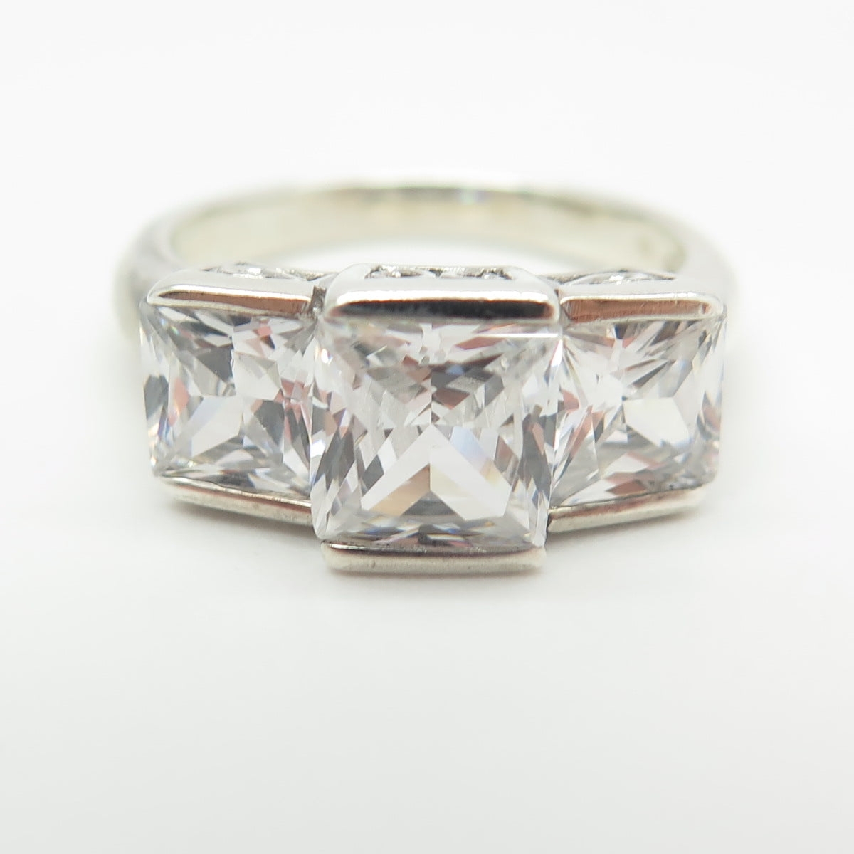 925 Sterling Silver Princess-Cut Shaped C Z Ring Size 8