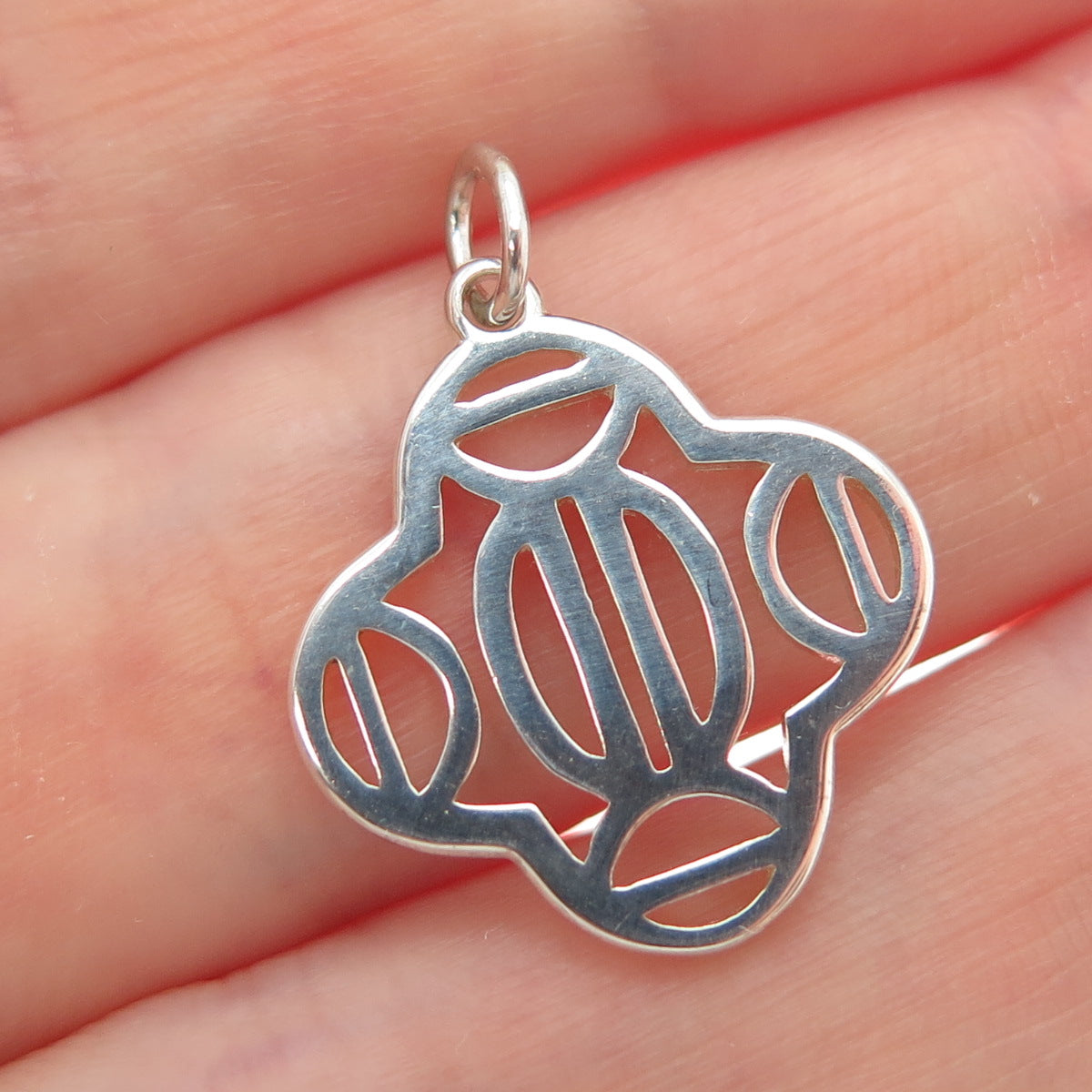 925 Sterling Silver Vintage Ornate Flower Charm Pendant