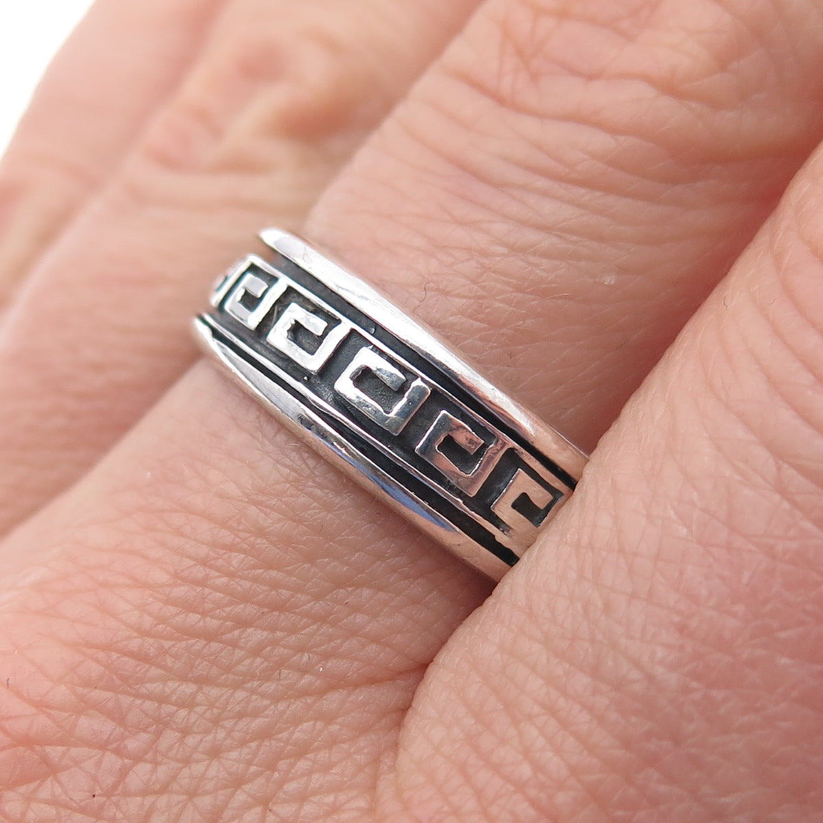 925 Sterling Silver Vintage Greek Key Rotating Band Oxidized Ring Size 9