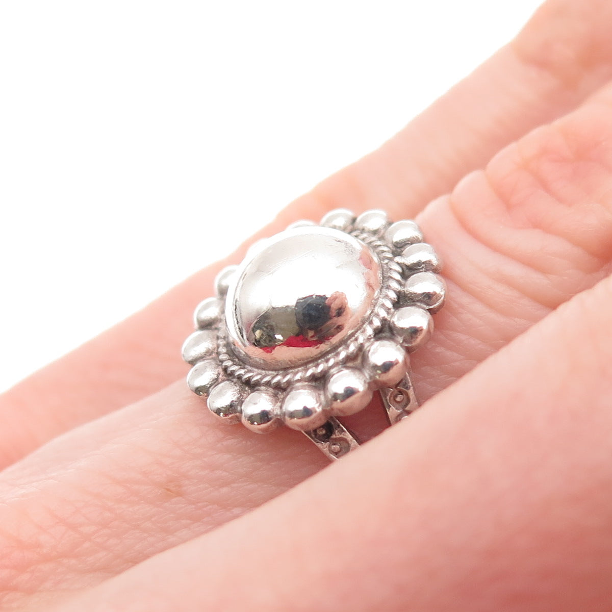 Old Pawn 925 Sterling Silver Vintage Southwestern Sun Beaded Tribal Ring Size 4