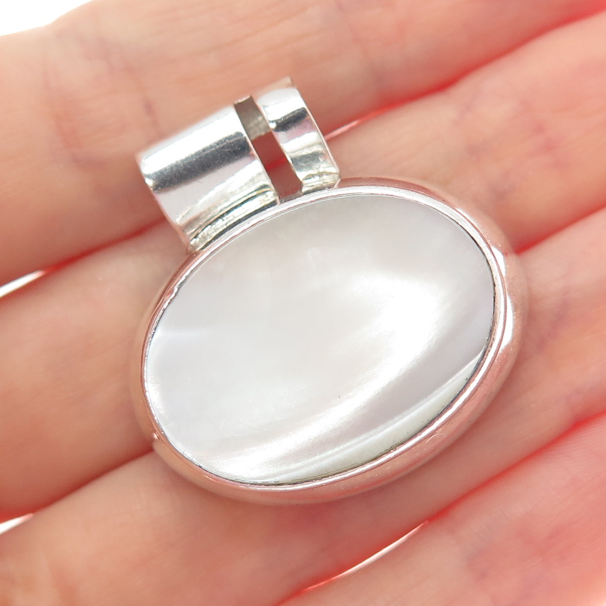 925 Sterling Silver Vintage Real Mother-of-Pearl Modernist Pendant