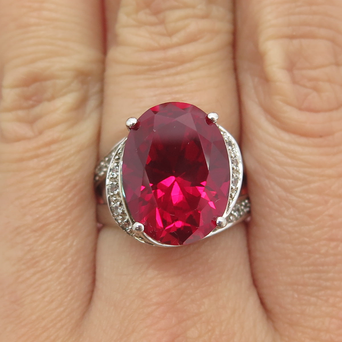 925 Sterling Silver Real White Topaz Gemstone & Lab-Created Ruby Ring Size 7.25