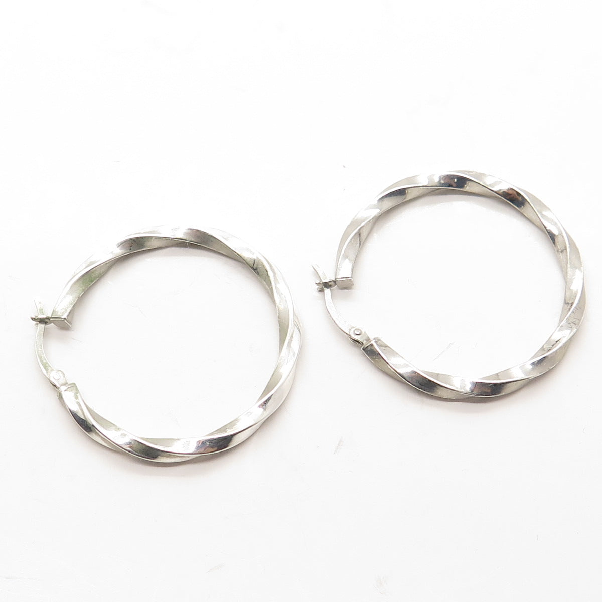 HANIN 925 Sterling Silver Twisted Hinged Hoop Earrings