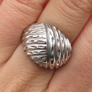 925 Sterling Silver Vintage Modernist Diamond-Cut Dome Oxidized Ring Size 7