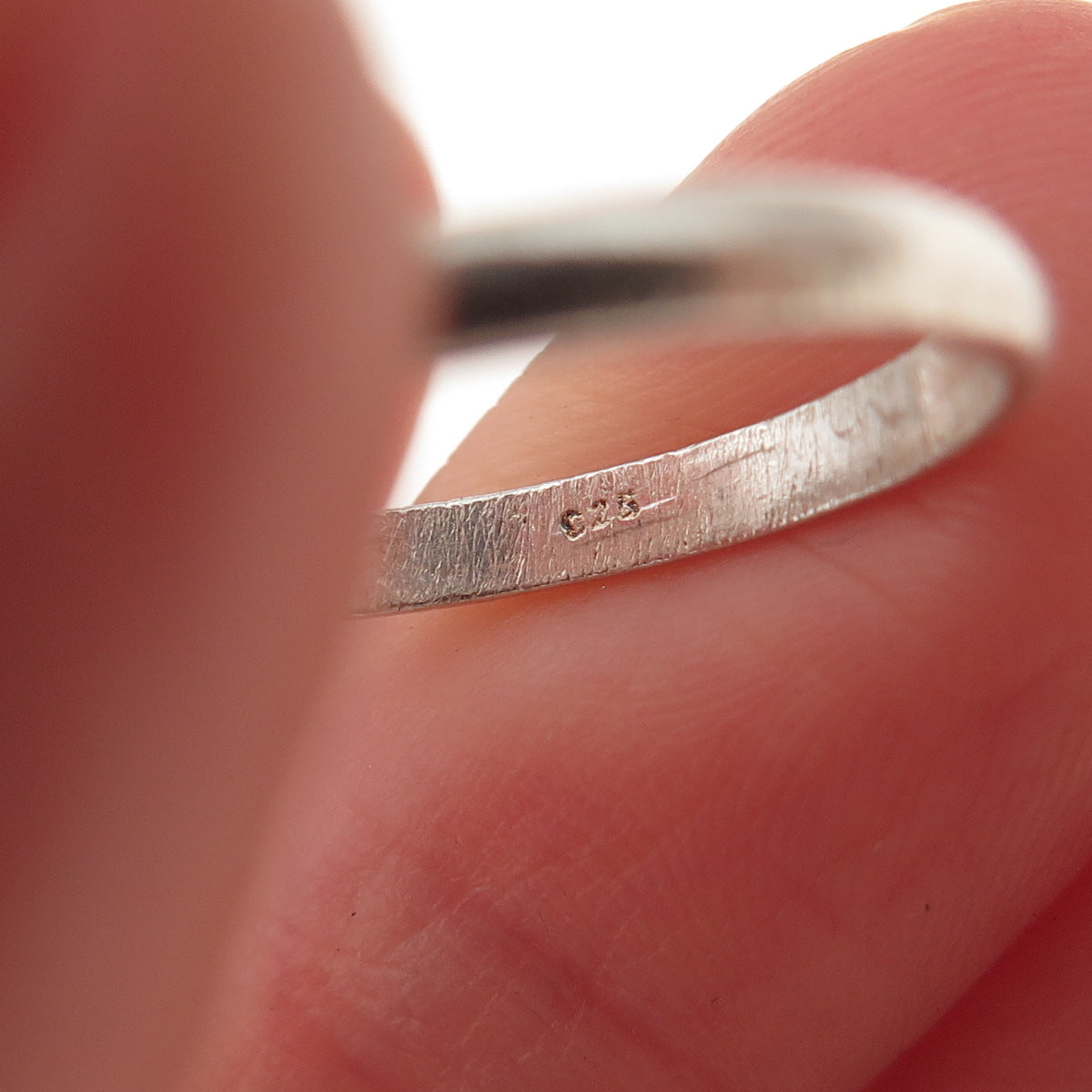 925 Sterling Silver Vintage Real Round-Cut Iolite Oxidized Ring Size 6
