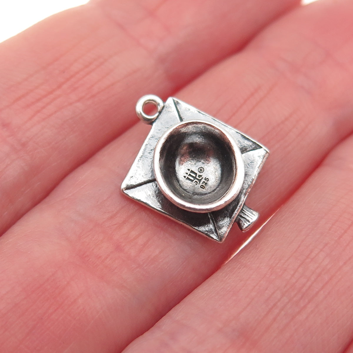 James Avery 925 Sterling Silver Vintage Graduation Hat 3D Mini Charm Pendant