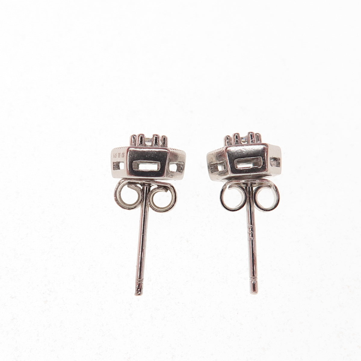 925 Sterling Silver Round-Cut C Z Stud Earrings