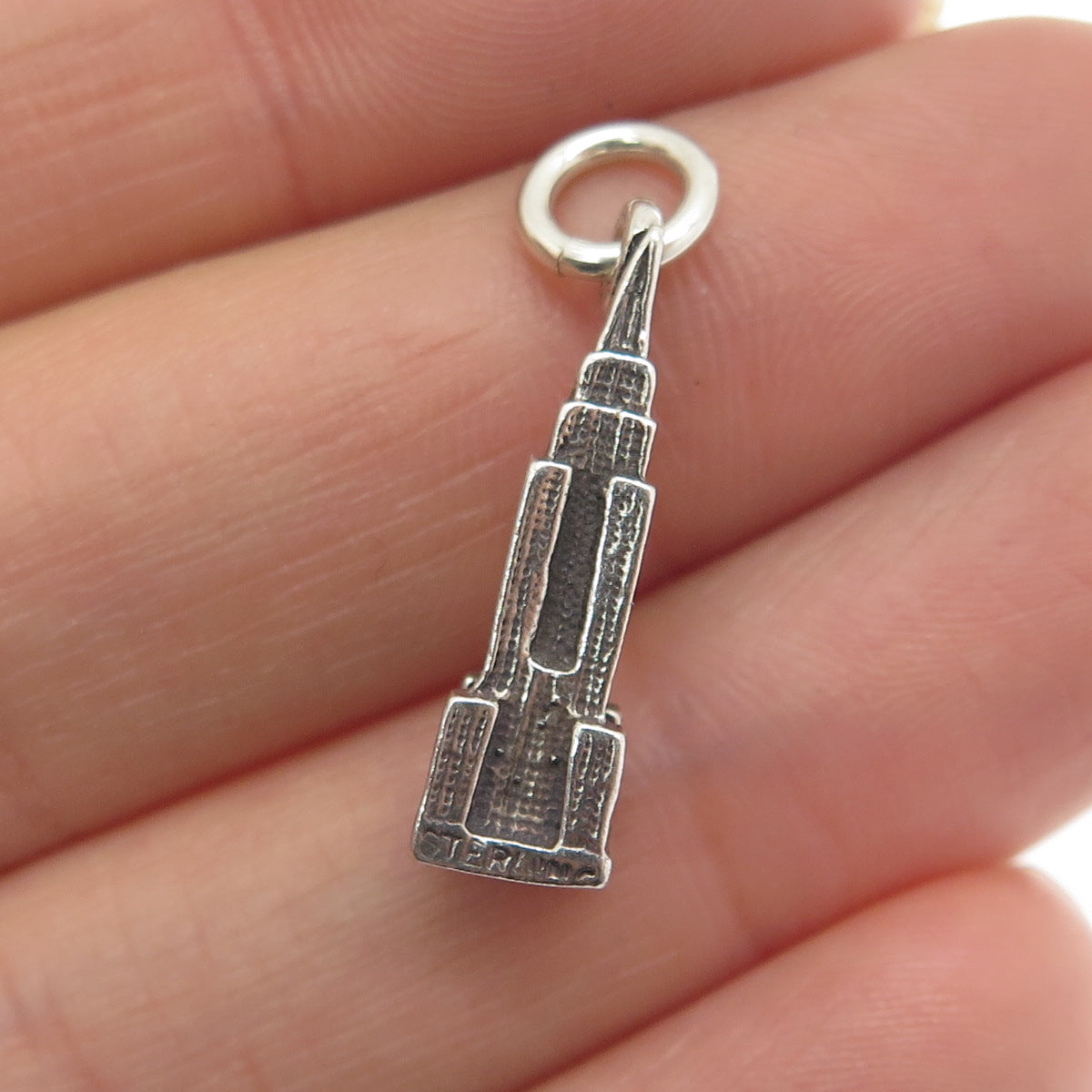 925 Sterling Silver Antique Art Deco Empire State Building Minimalist Pendant