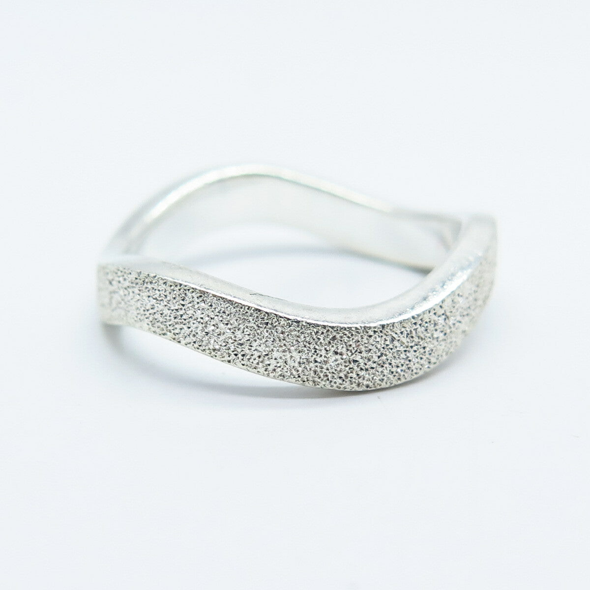 925 Sterling Silver Textured Wavy Ring Size 7.25