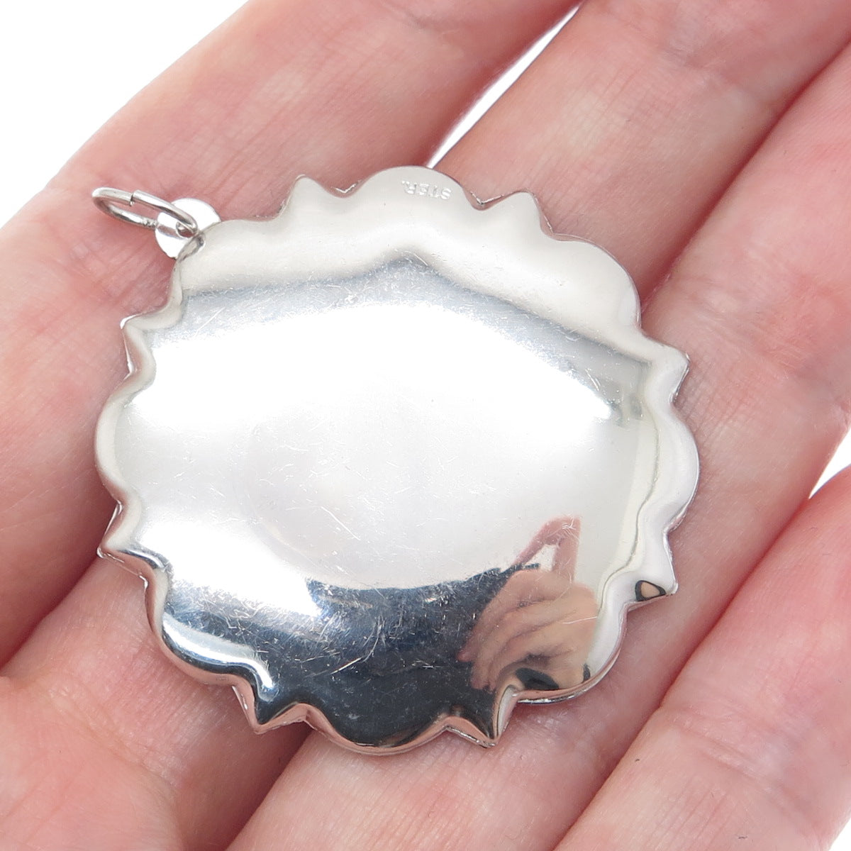 925 Sterling Silver Vintage Hands In Prayer Religious Pendant