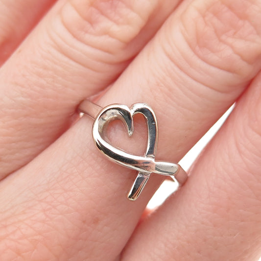 925 Sterling Silver Vintage Loving Heart Ring Size 7.5