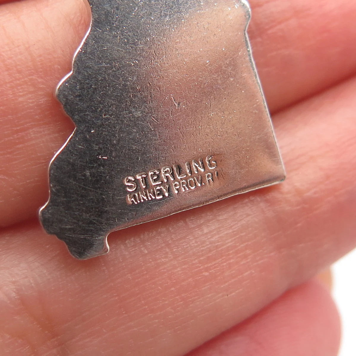 925 Sterling Silver Vintage Kinney "Missouri" State Map Charm Pendant