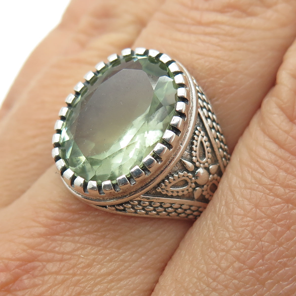 925 Sterling Silver Vintage Real Green Amethyst Gemstone Ethnic Ring Size 7.5