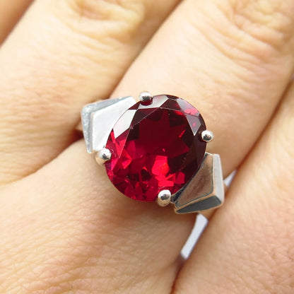 925 Sterling Silver Vintage Red C Z Oval Ring Size 6.75