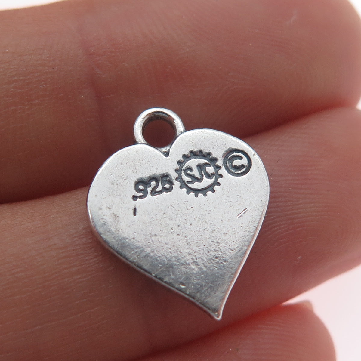 SUNDANCER 925 Sterling Silver Vintage Dog Paw Heart Minimalist Charm Pendant