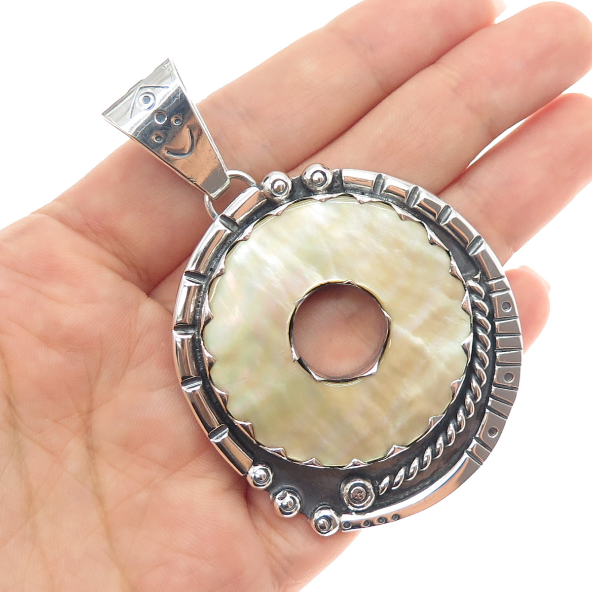 925 Sterling Silver Vintage Real MOP Modernist Oxidized Pendant