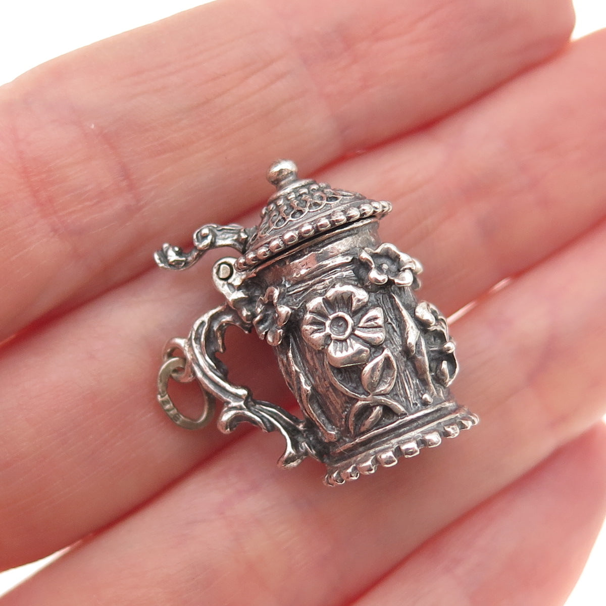Beau 925 Sterling Silver Antique Art Deco Beer Stein Oxidized Charm Pendant