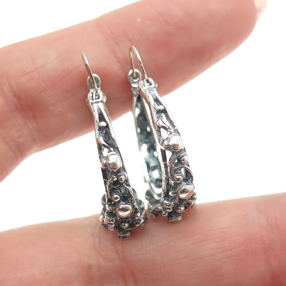 925 Sterling Silver Vintage Floral Oxidized Hoop Earrings