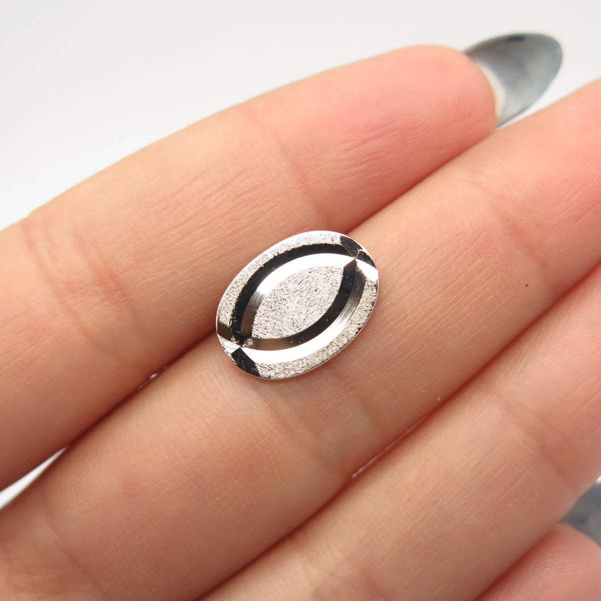 925 Sterling Silver Vintage Simmons Textured Pin
