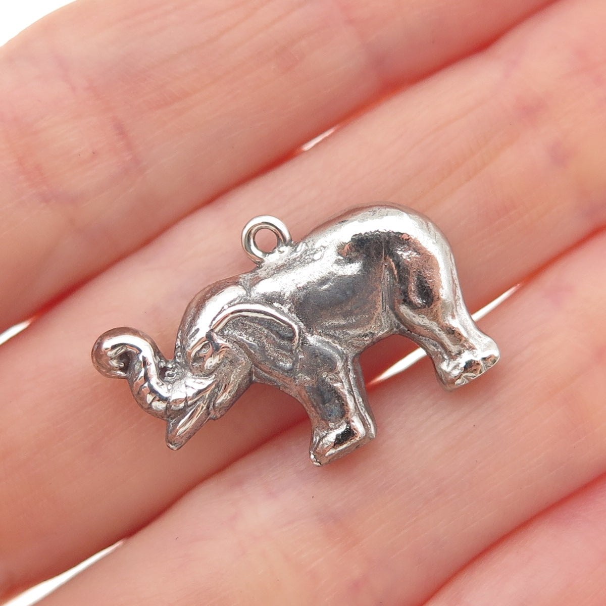 925 Sterling Silver Vintage Elephant Oxidized Mini Charm Pendant