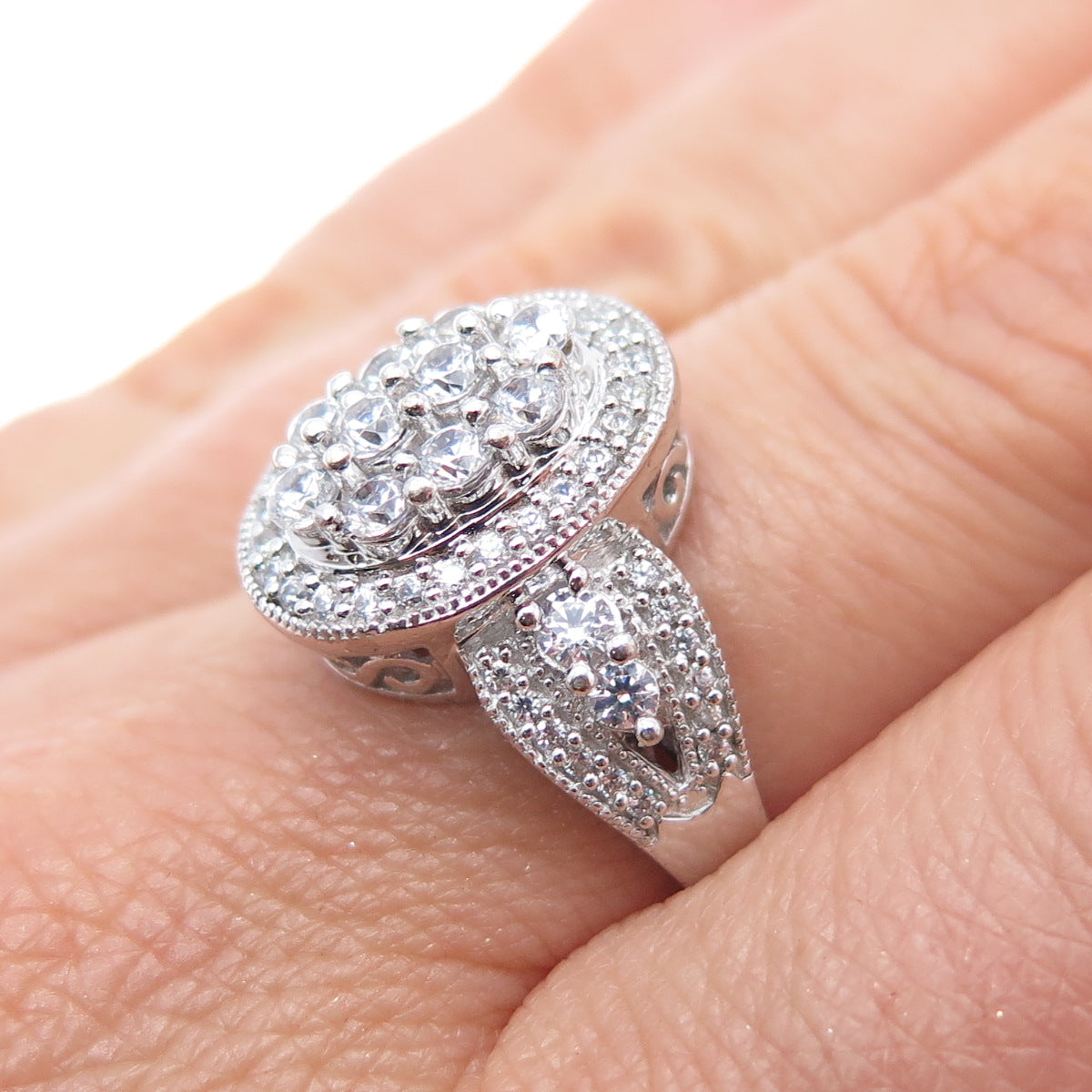 IMENA 925 Sterling Silver Round-Cut C Z Ring Size 7