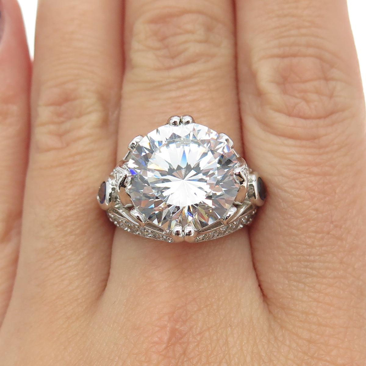 925 Sterling Silver Pear & Round-Cut Blue & White C Z Ring Size 7.25