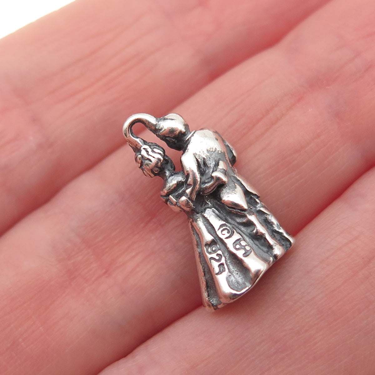 SHUBE 925 Sterling Silver Vintage Bride & Groom Oxidized 3D Mini Charm Pendant