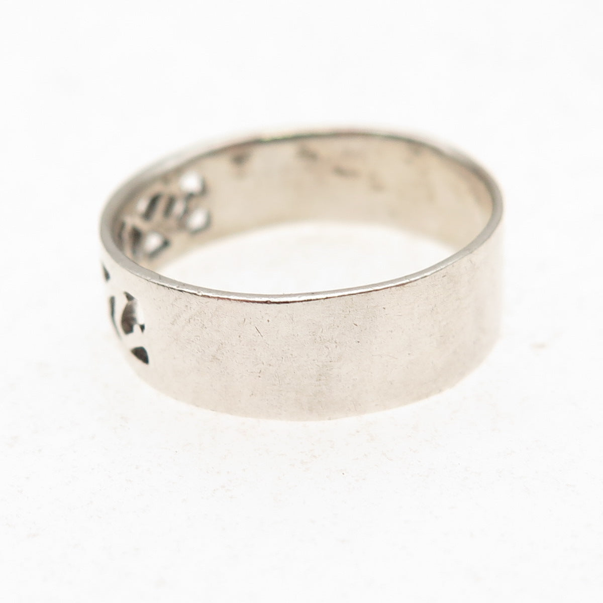 925 Sterling Silver Vintage 2006 Oxidized Band Ring Size 7.25