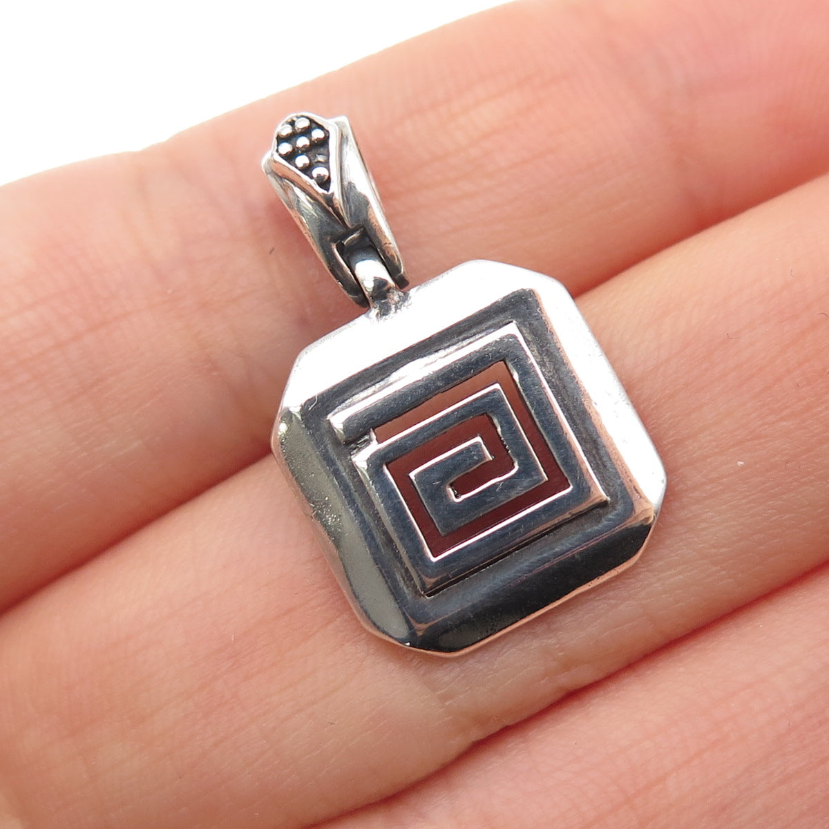 925 Sterling Silver Vintage Modernist Greek Maze Oxidized Mini Charm Pendant
