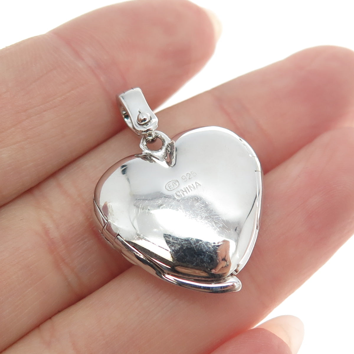 925 Sterling Silver Real Round-Cut Diamond Angel Wings Heart Locket Pendant