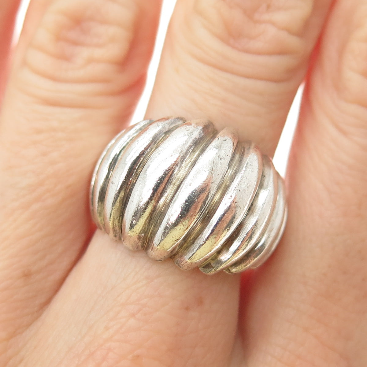 925 Sterling Silver Vintage Modernist Ribbed Oxidized Ring Size 9