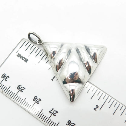 925 Sterling Silver Vintage Ribbed Triangle Pendant