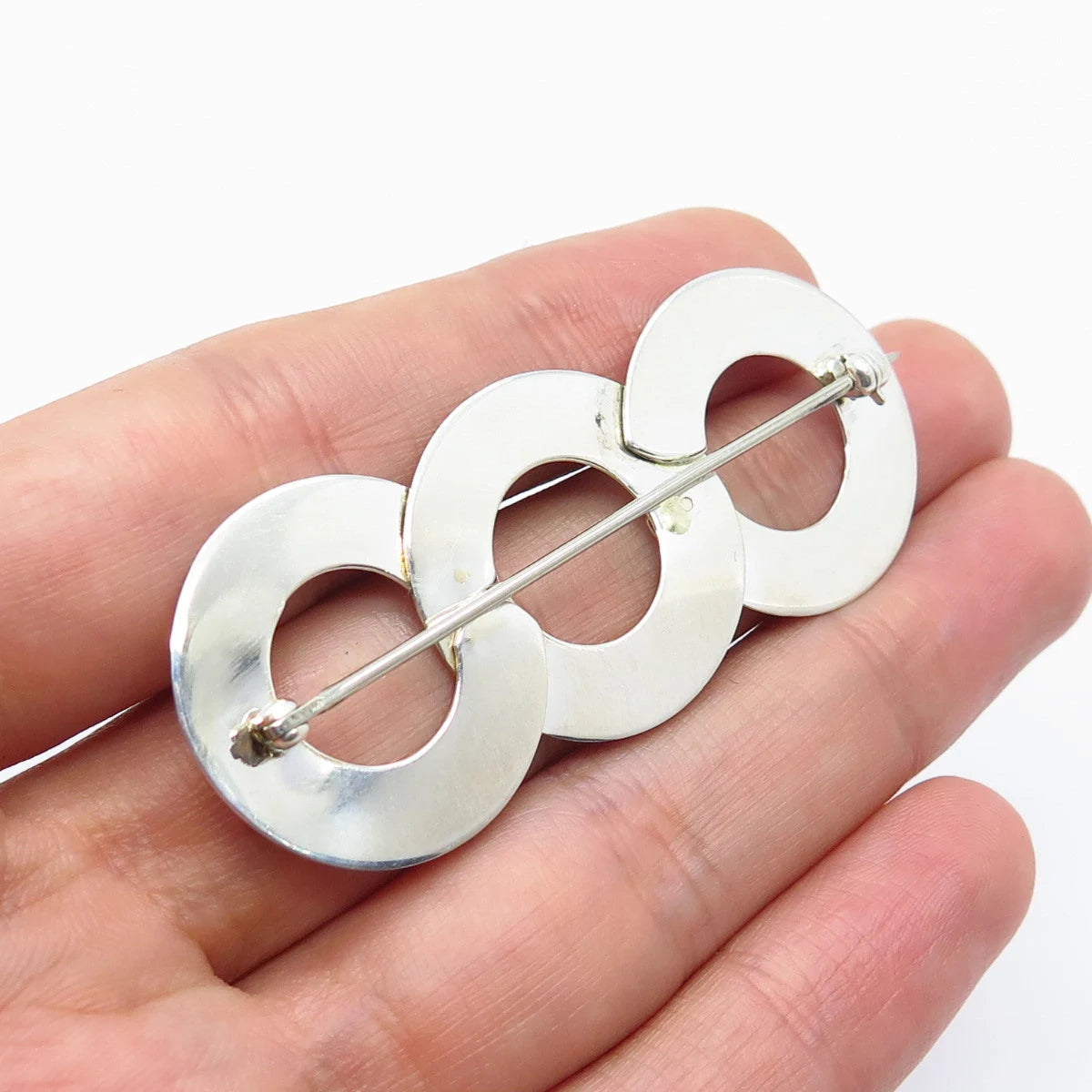 925 Sterling Silver Vintage Striped Triple Open Circle Pin Brooch